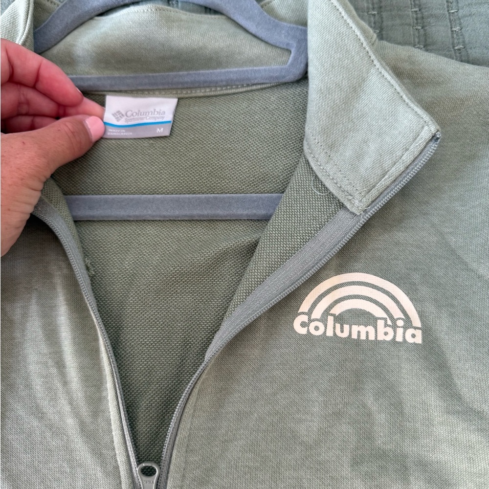 Columbia Sage Green Zip-Up Jacket